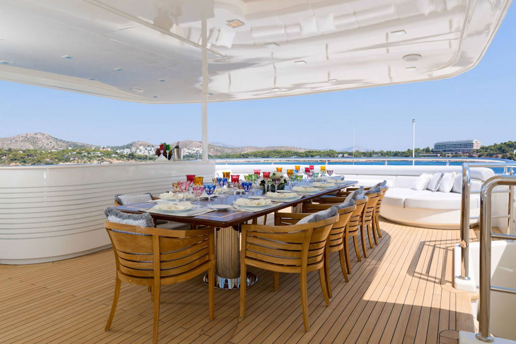 Alfresco dining 00002.jpg
