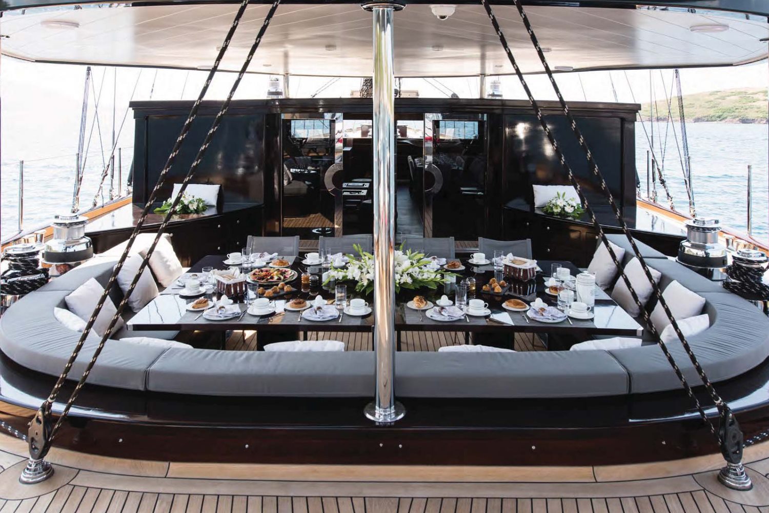 Alfresco.jpg