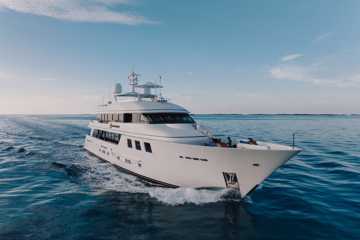 CROSSED SABRE charter yacht.jpg