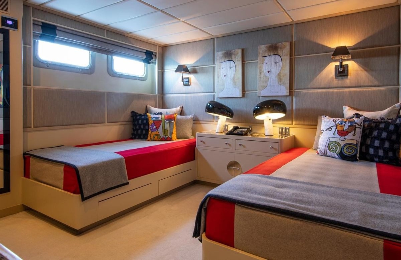 Cabin with double bed 01.jpg