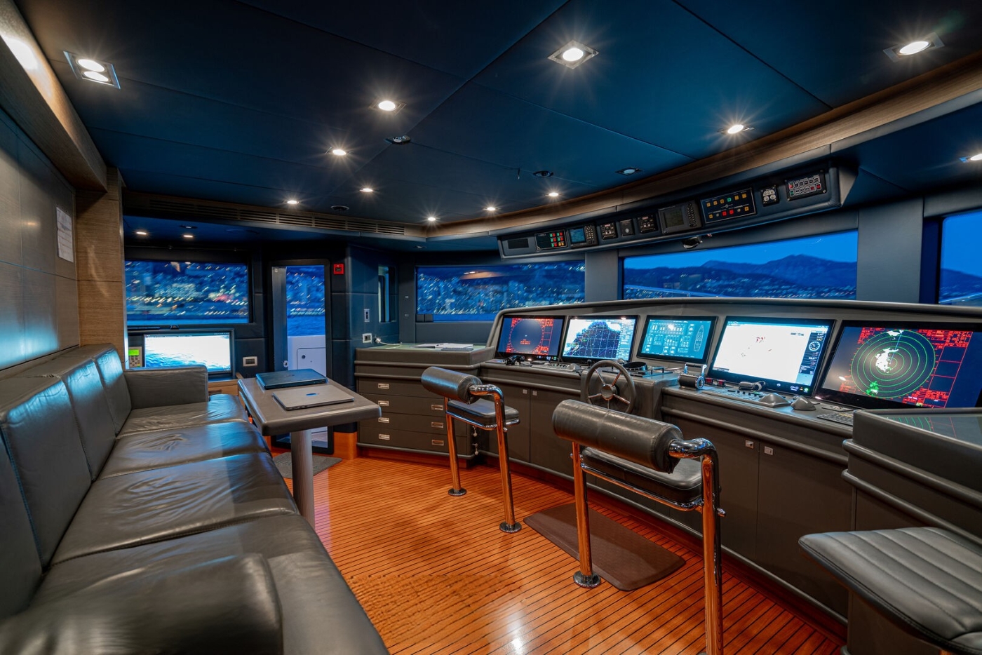 Captains Area 01.jpg