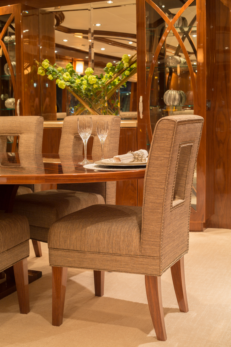 Dining 00002.jpg