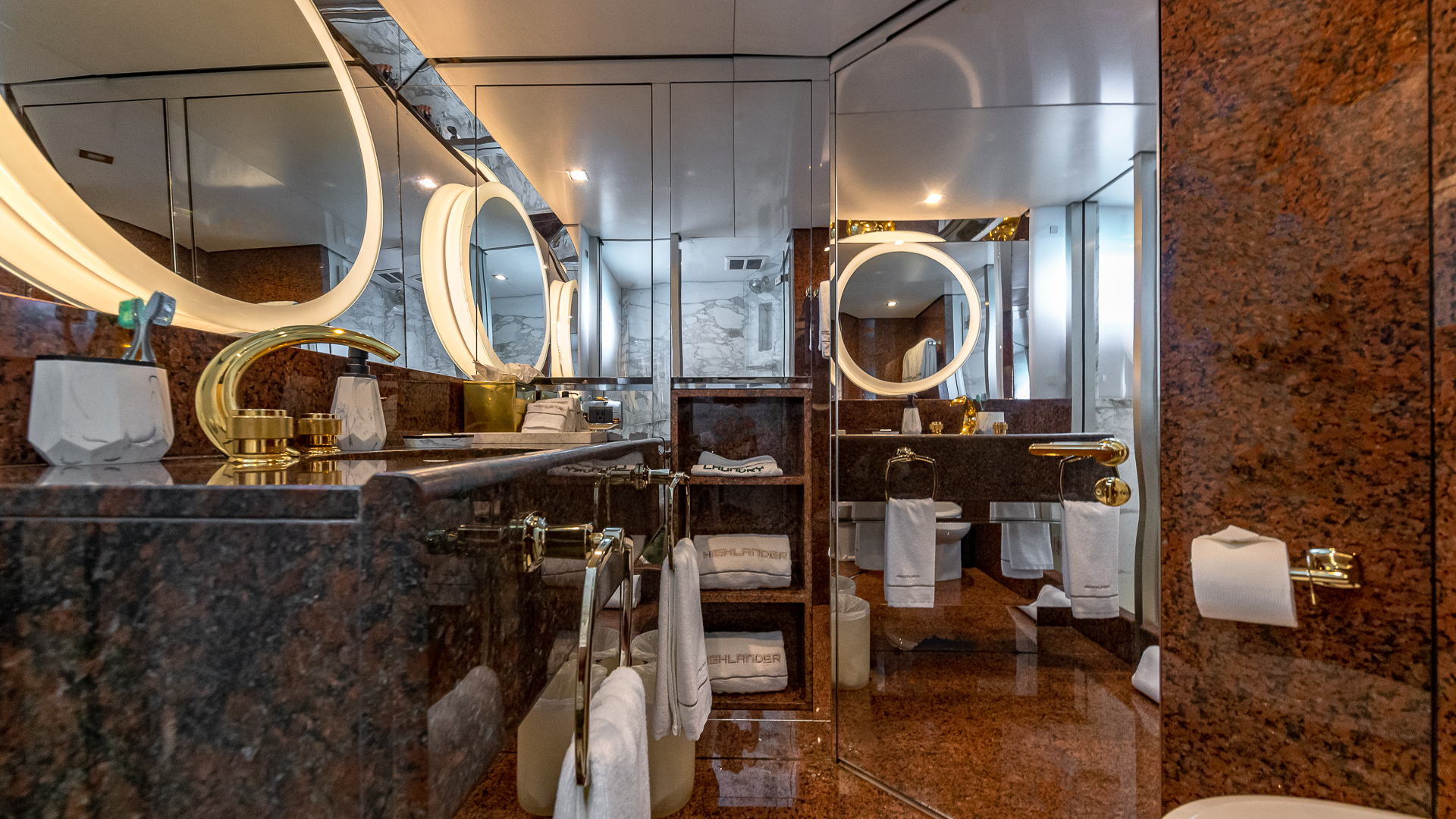 Double Stateroom 1 Ensuite.jpg