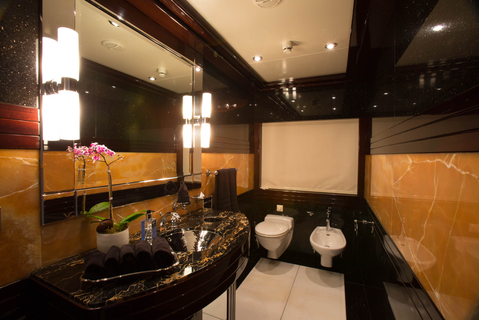 Ensuite 5.jpg