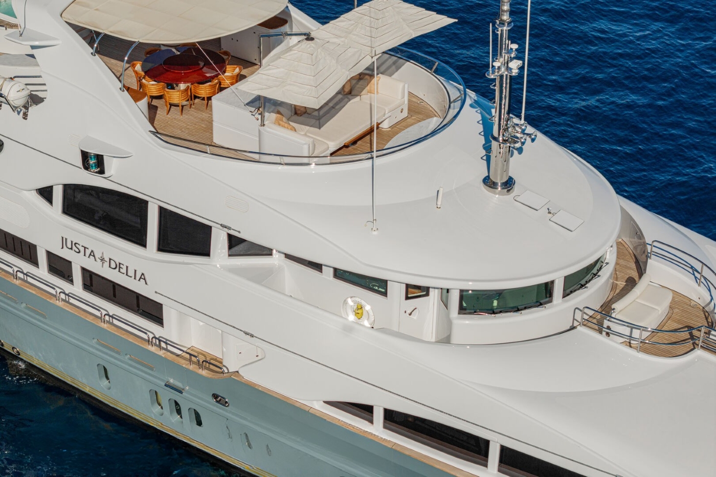 Foredeck 03.jpg