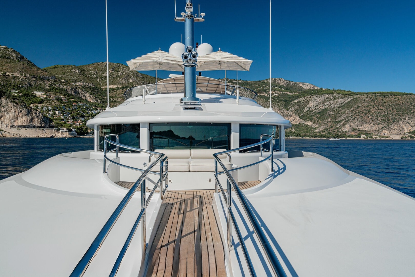 Foredeck 04.jpg