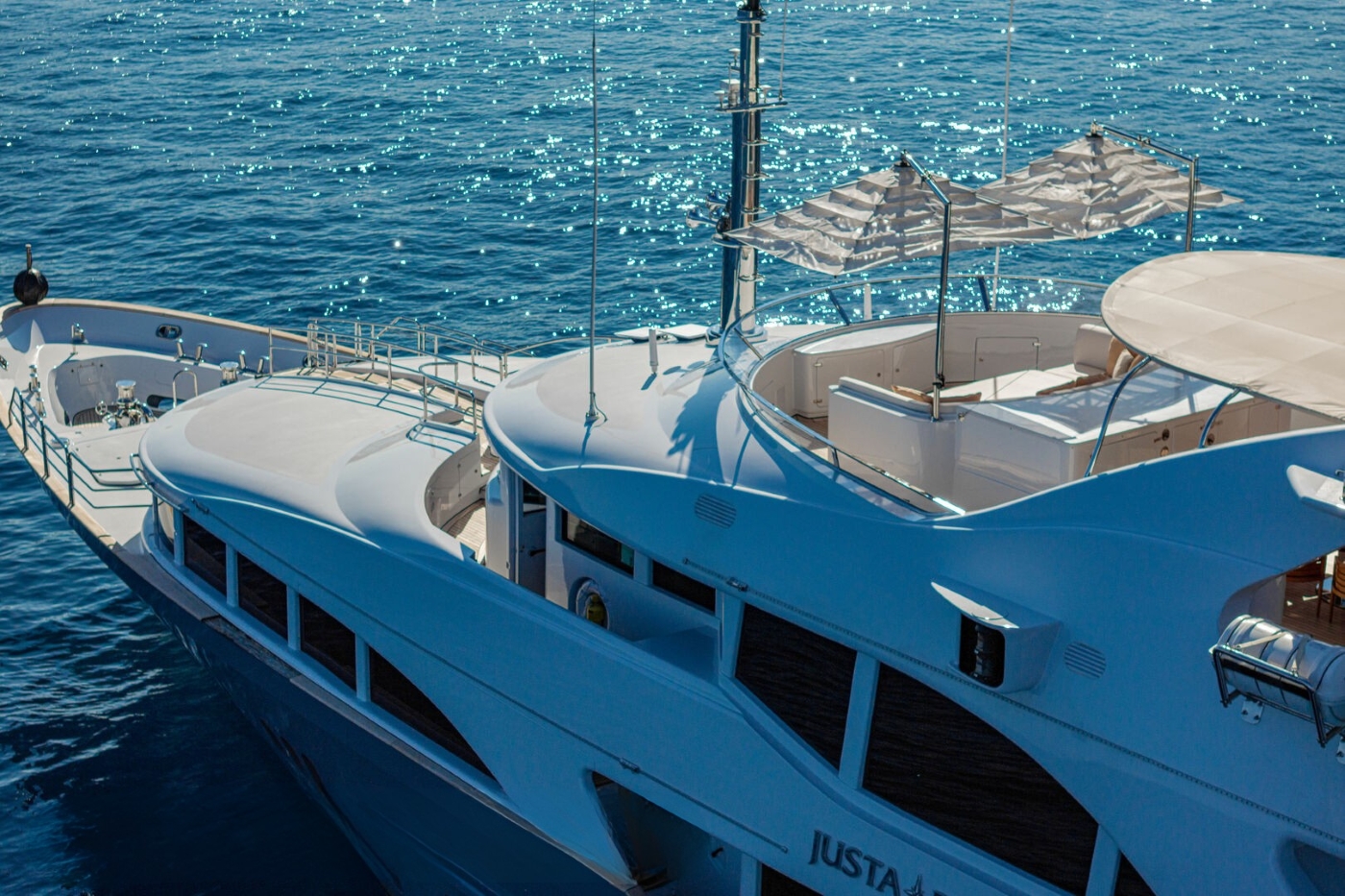Foredeck 07.jpg