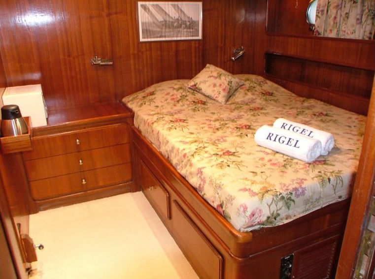 Guest Cabin 00002.jpg