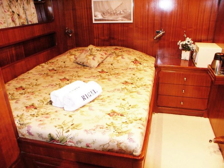 Guest Cabin 00003.jpg