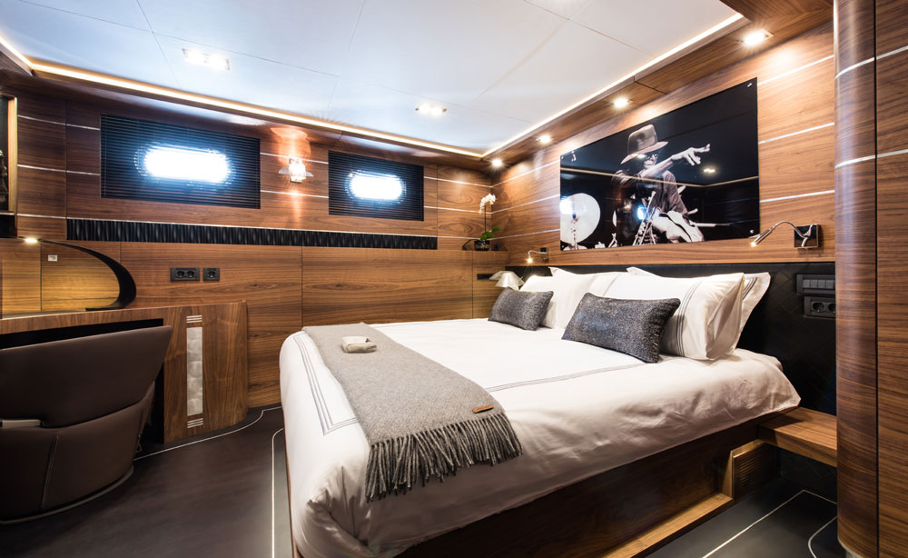 Guest Cabin 2.jpg
