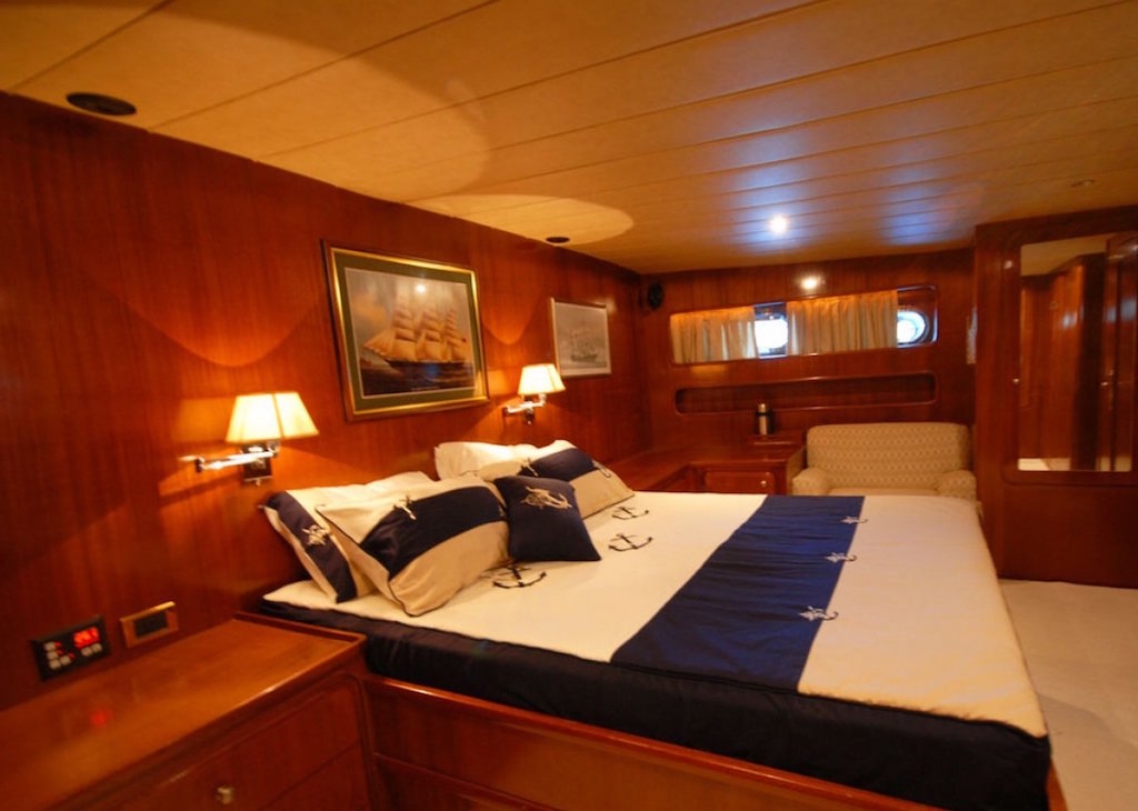 Guest Cabin 771.jpg