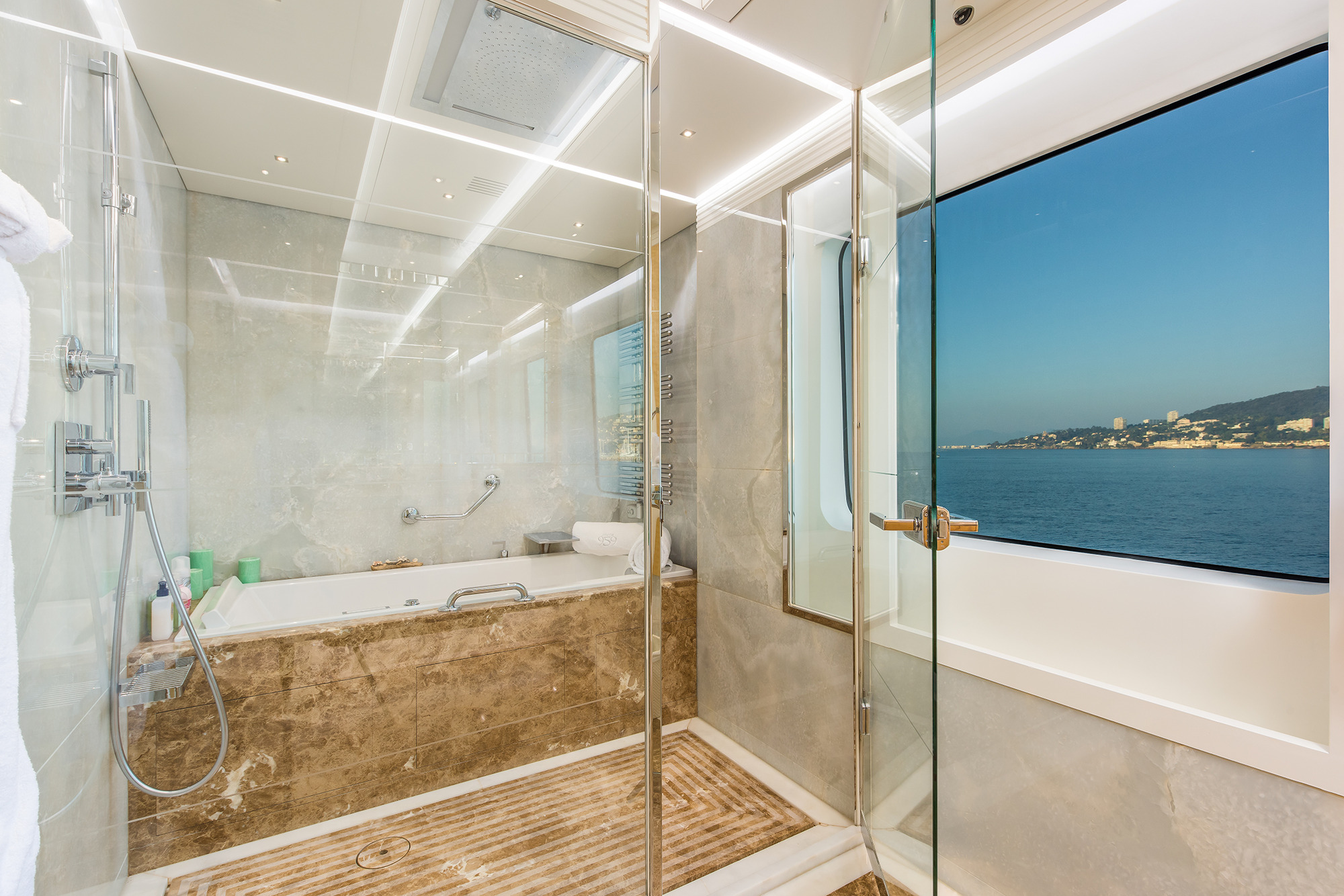 Guest bathroom.jpg