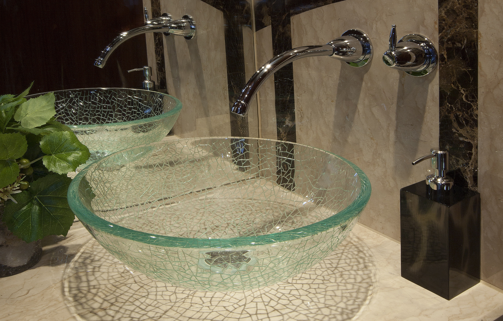 Guest cabin - bathroom 00006.jpg
