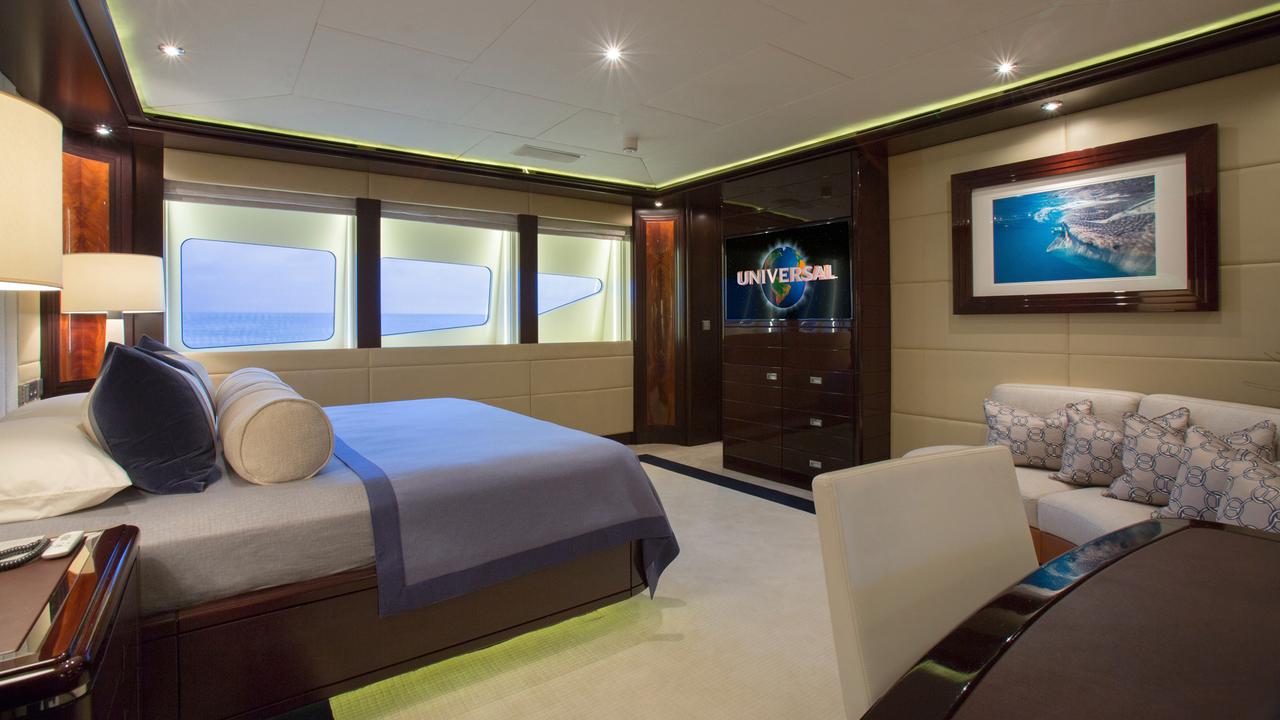 Guest cabin 1.jpg