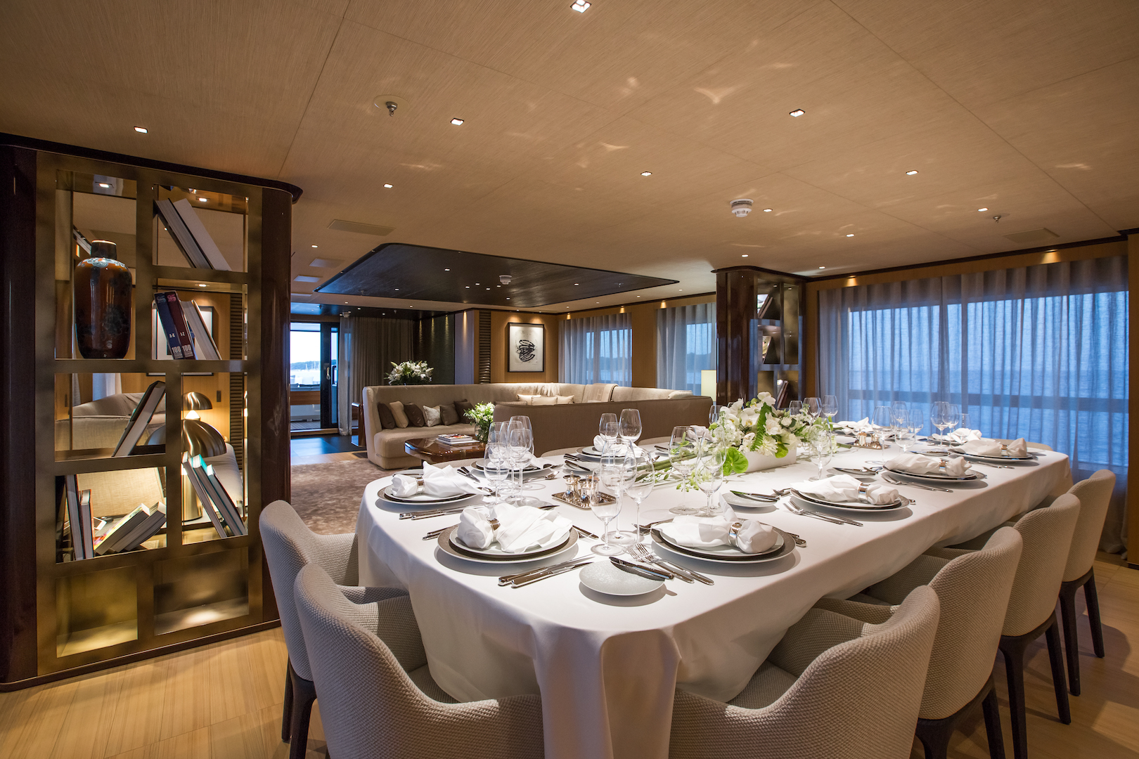 Indoor dining area 00002.jpg