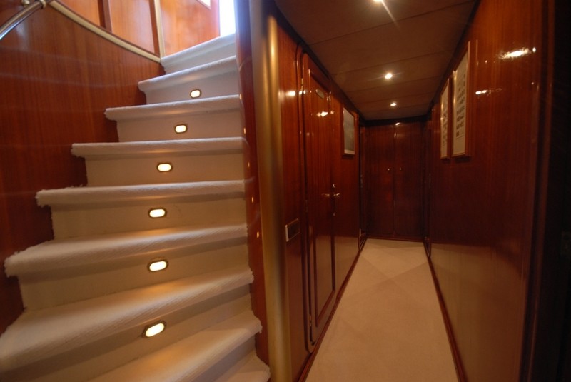Interior 00003.jpg