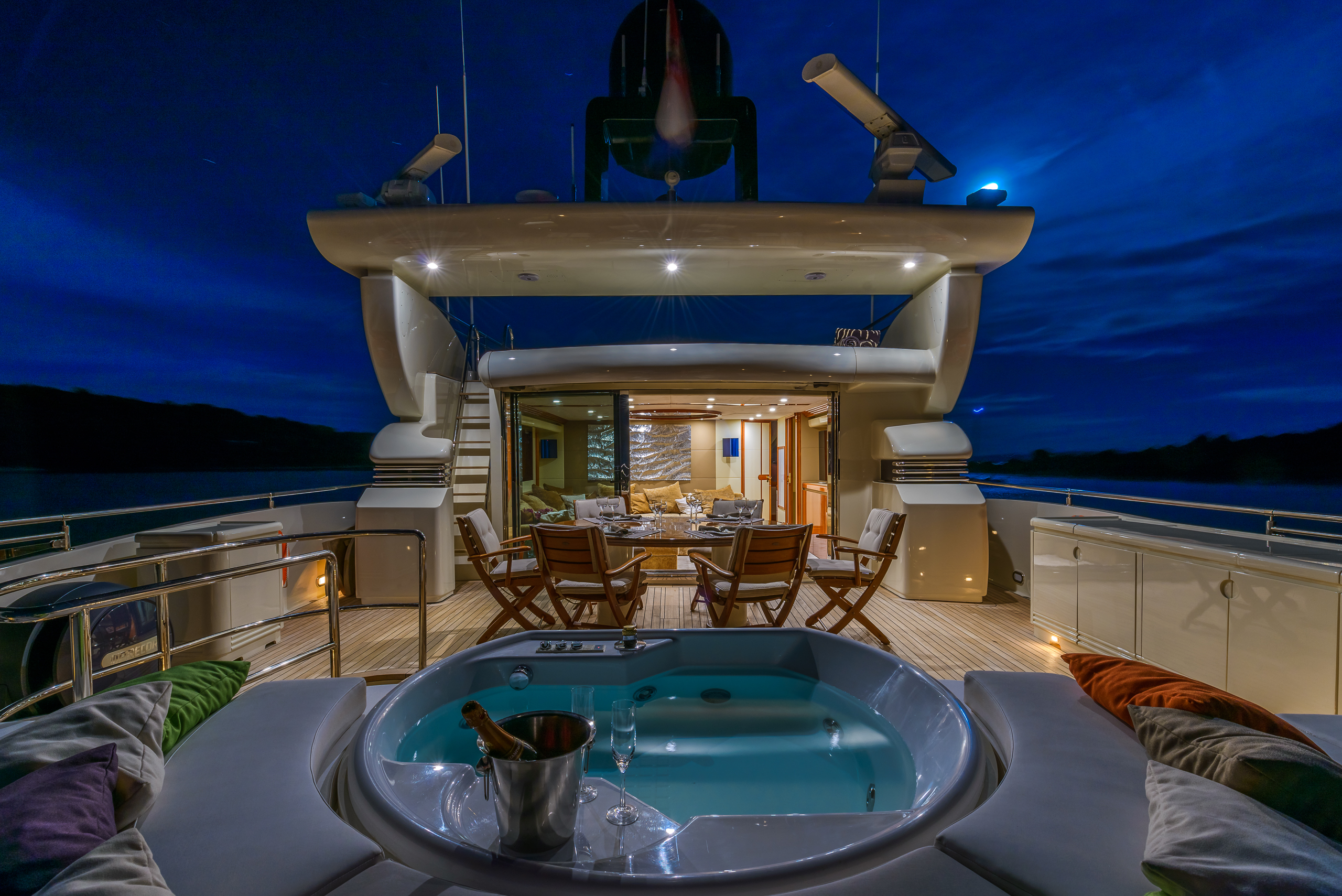 Jacuzzi 00003.jpg