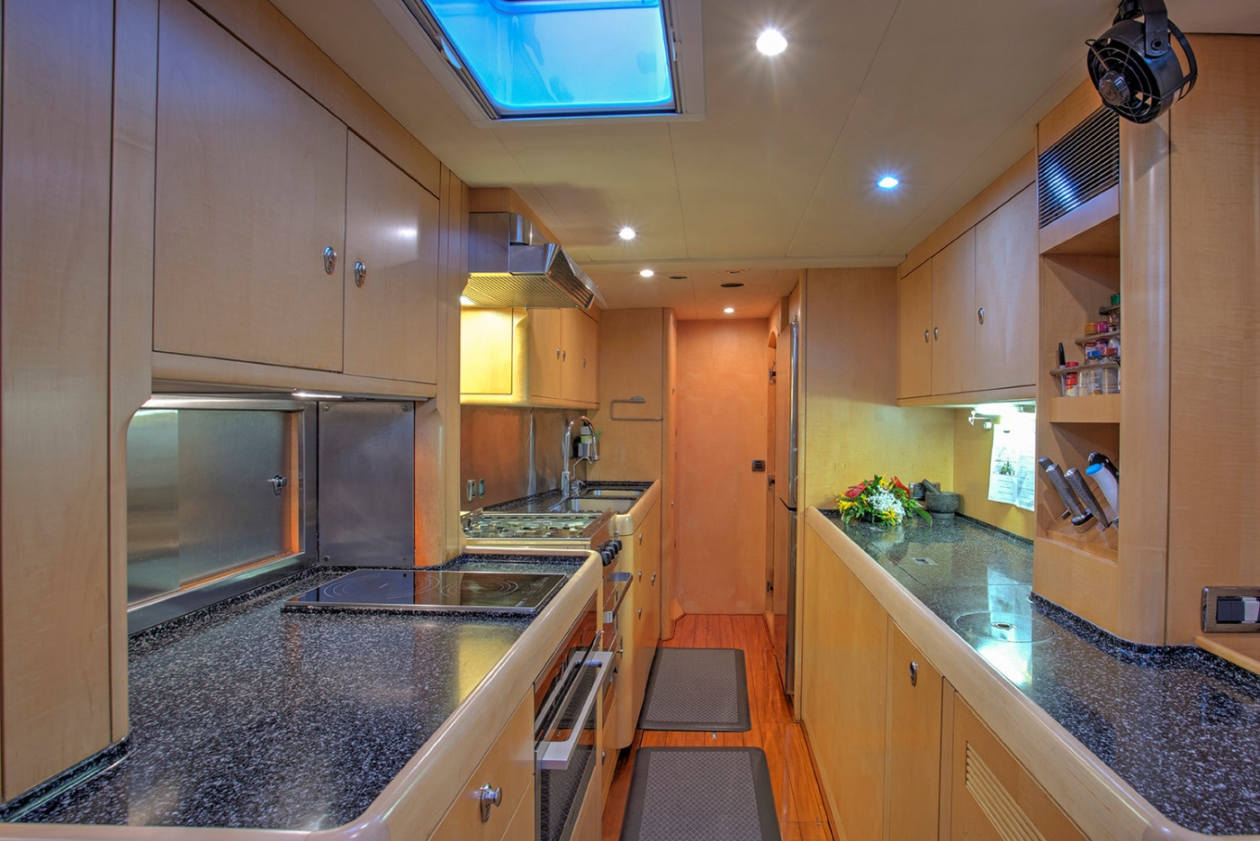 Kitchen .jpg