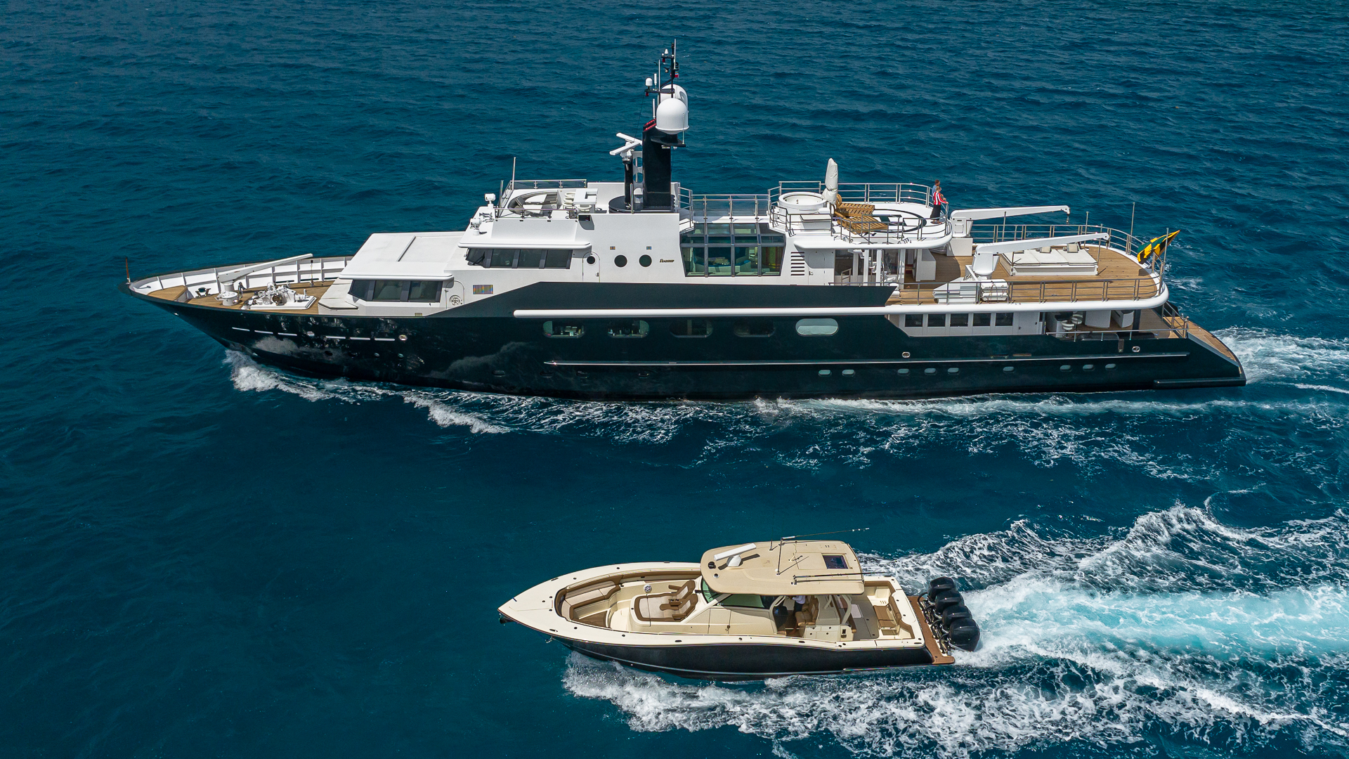 Luxury yacht HIGHLANDER.jpg