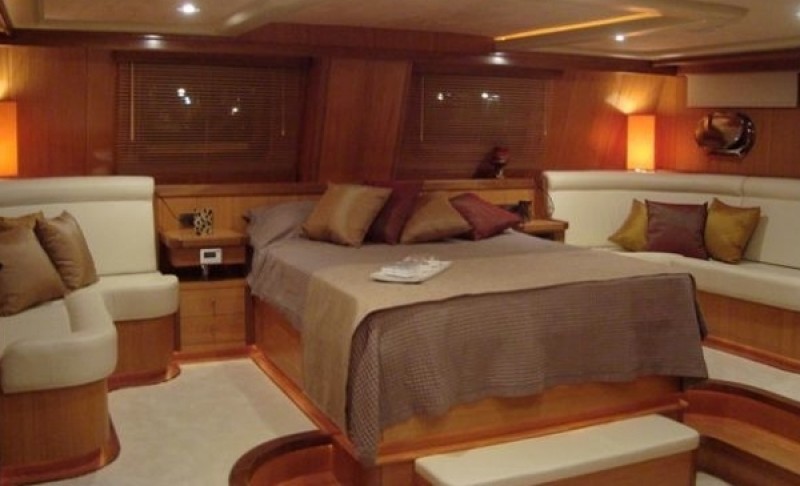 MAIN CABIN.jpg