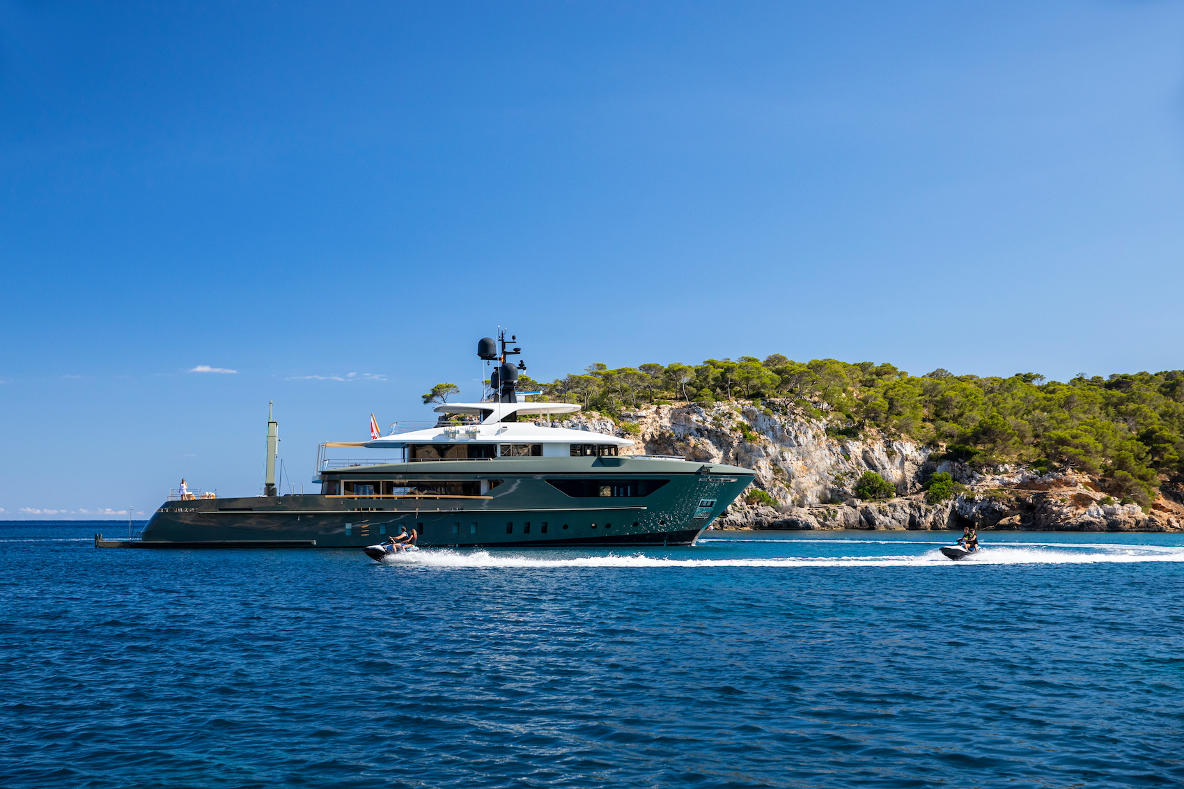 MOKA with jetskis © YachtShot.jpg