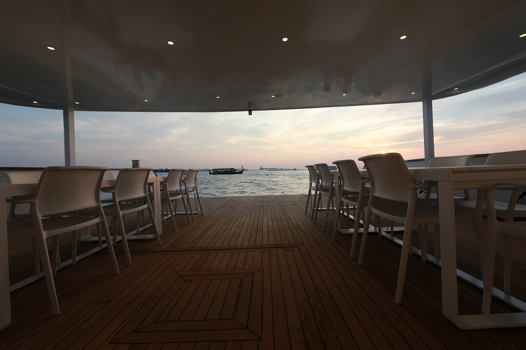 Main deck .jpg