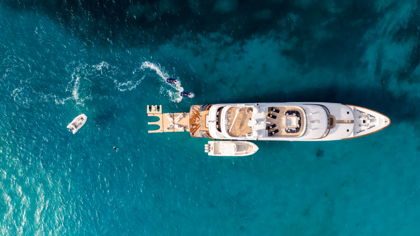 Motor Yacht SUMMERDANCE .jpg