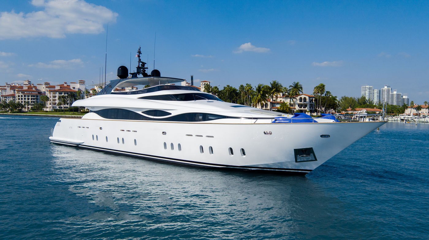 Motor yacht WHITE KNIGHT.jpg