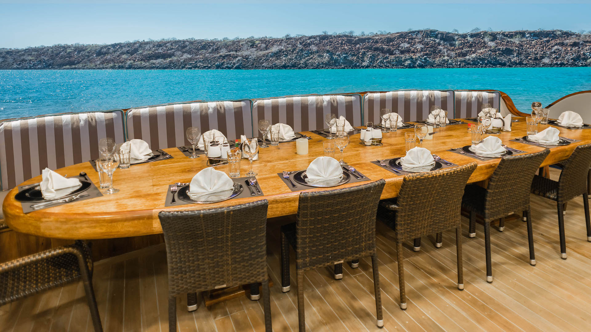 Outdoor dining .jpg