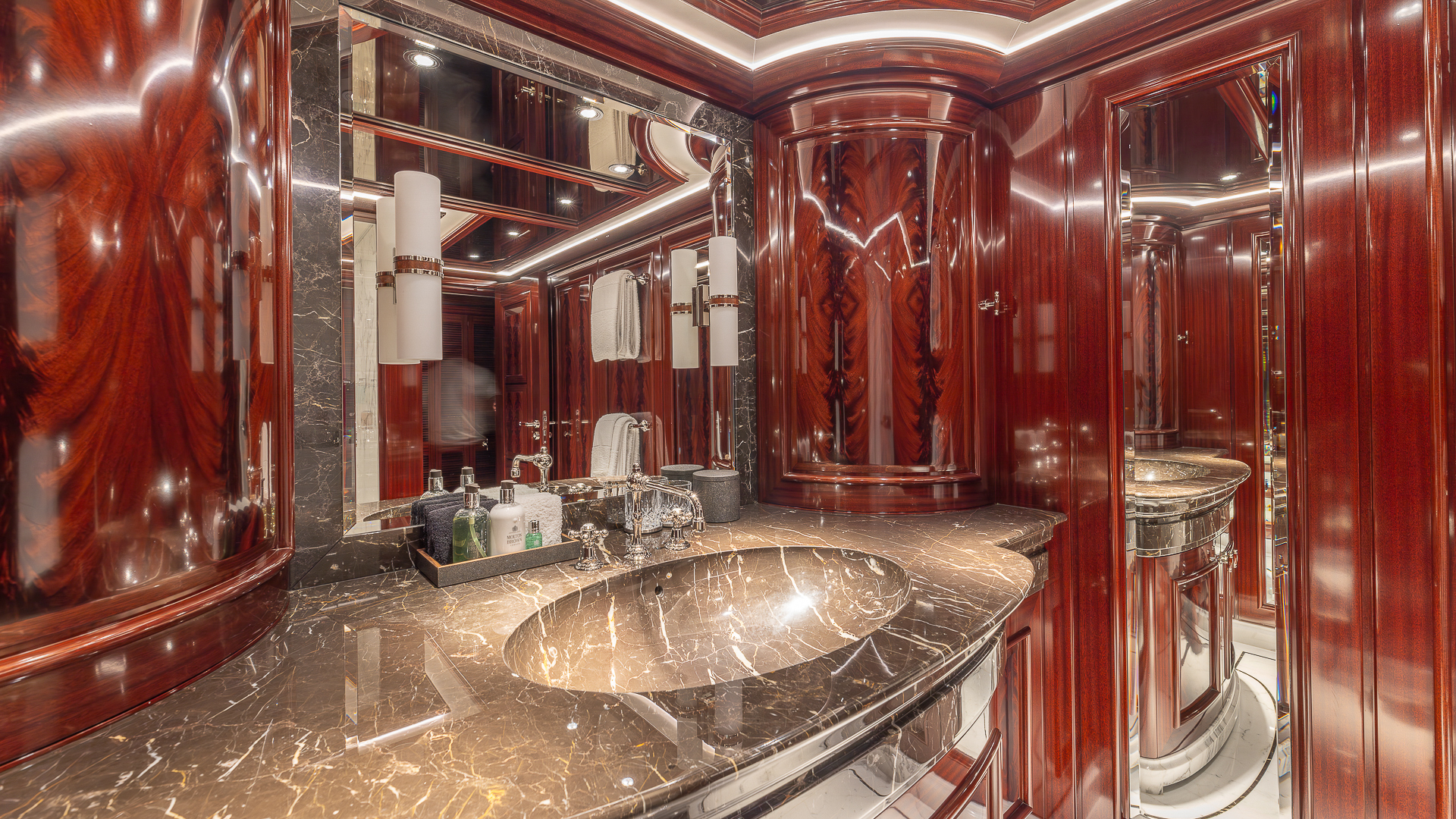 Rock It Guest suite - bathroom detail credit Yachting Image.jpg