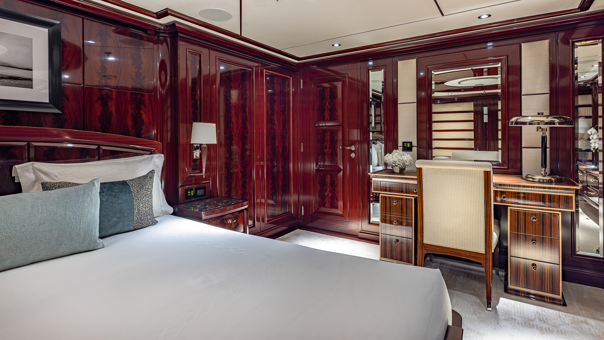 Rock It King VIP Guest Suite Port Aft Lower Deck Guest suite credit Yachting Image.jpg