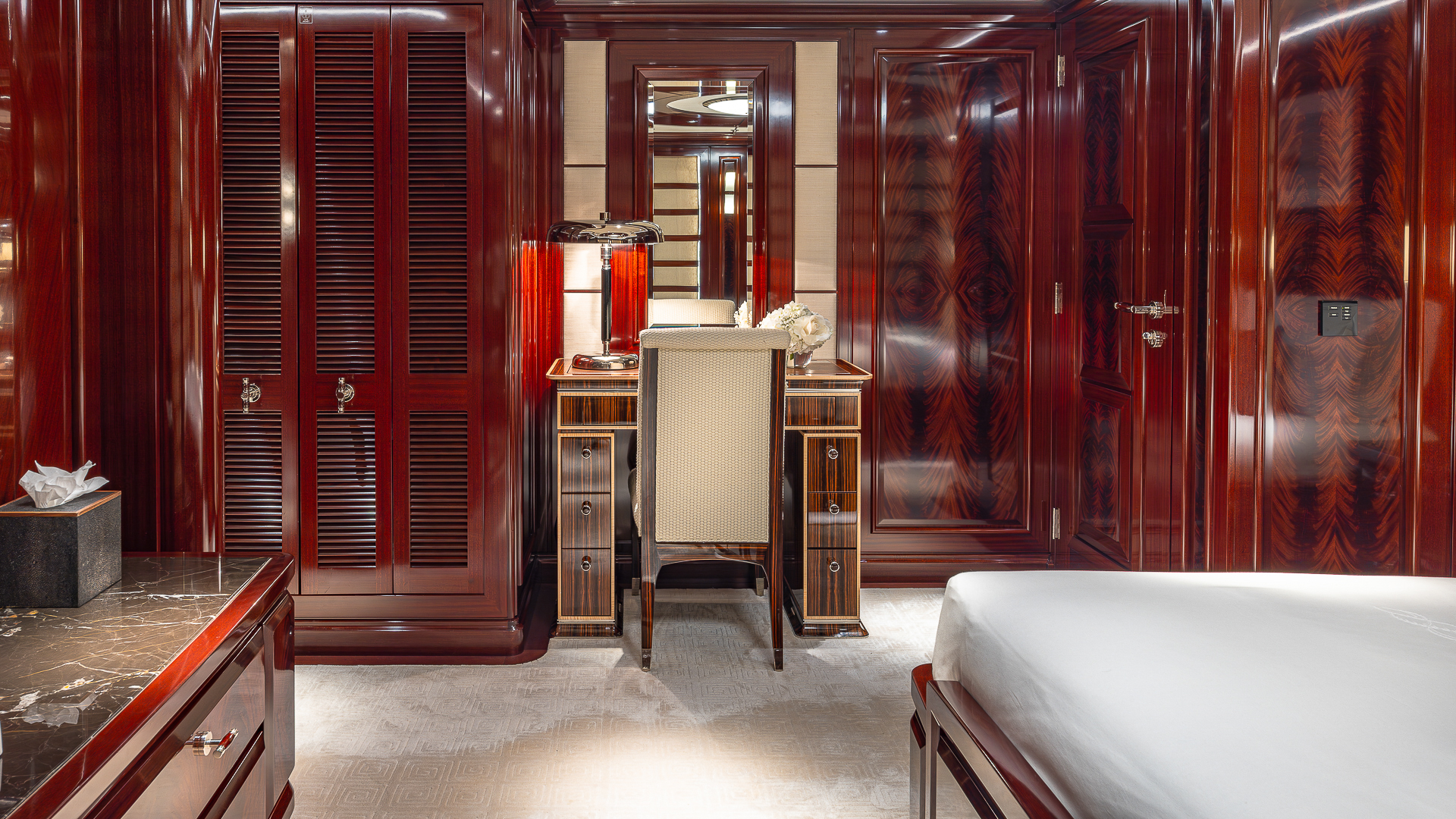 Rock It King VIP Guest Suite Starboard Aft - desk details credit Yachting Image.jpg