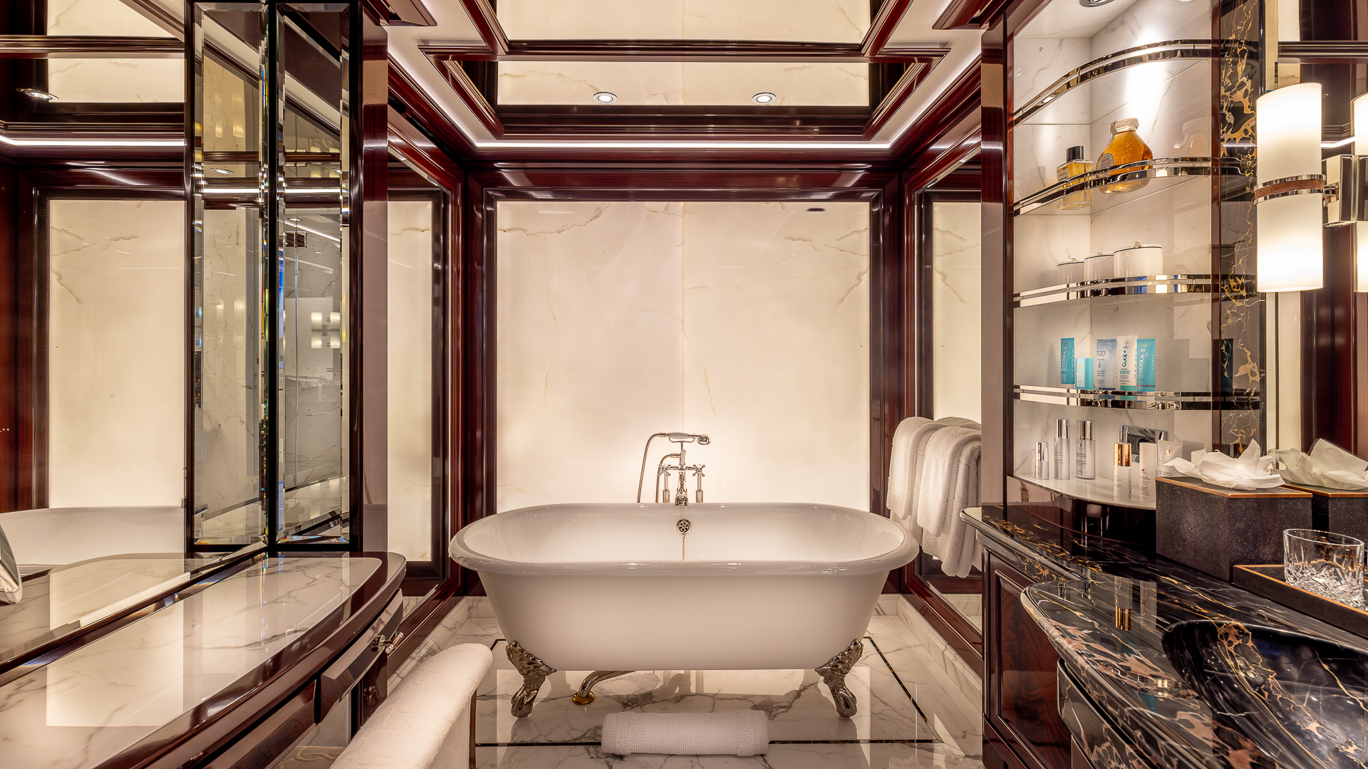 Rock It Master King Suite - bathroom bathtub credit Yachting Image.jpg