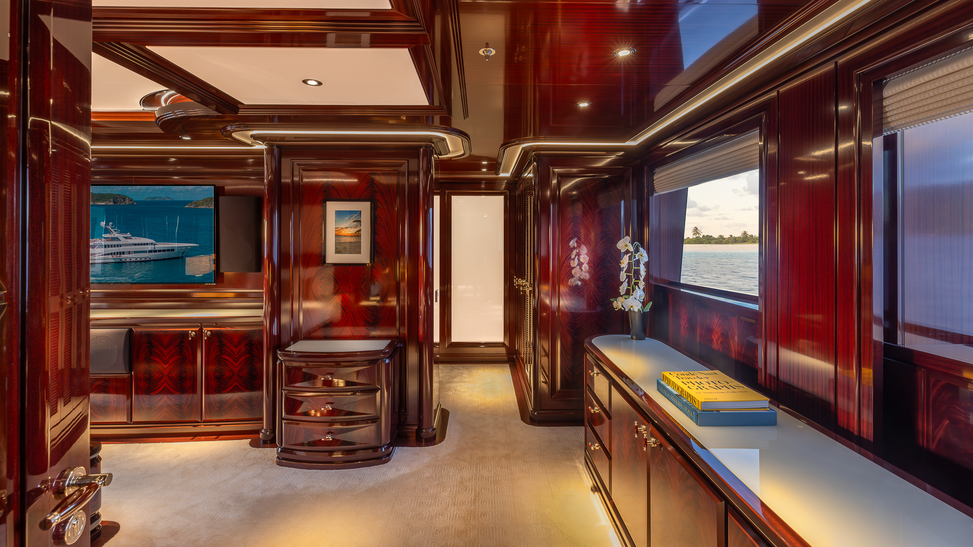 Rock It Master King Suite - details credit Yachting Image.jpg