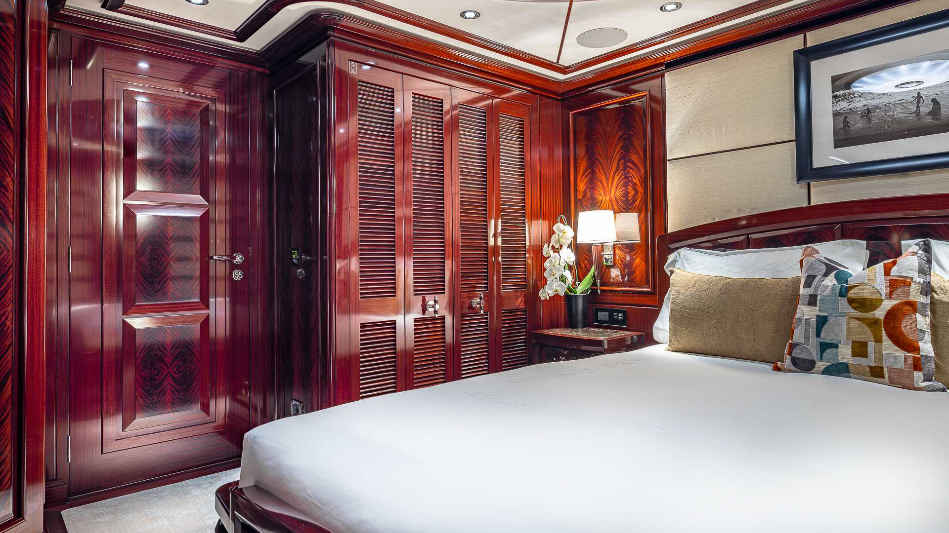 Rock It Queen Guest Suite wardrobe - storage credit Yachting Image.jpg