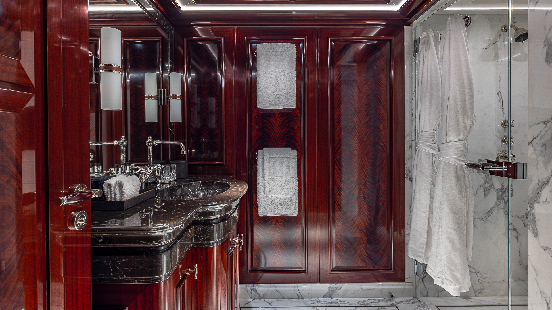 Rock It Twin Guest Ensuite credit Yachting Image.jpg