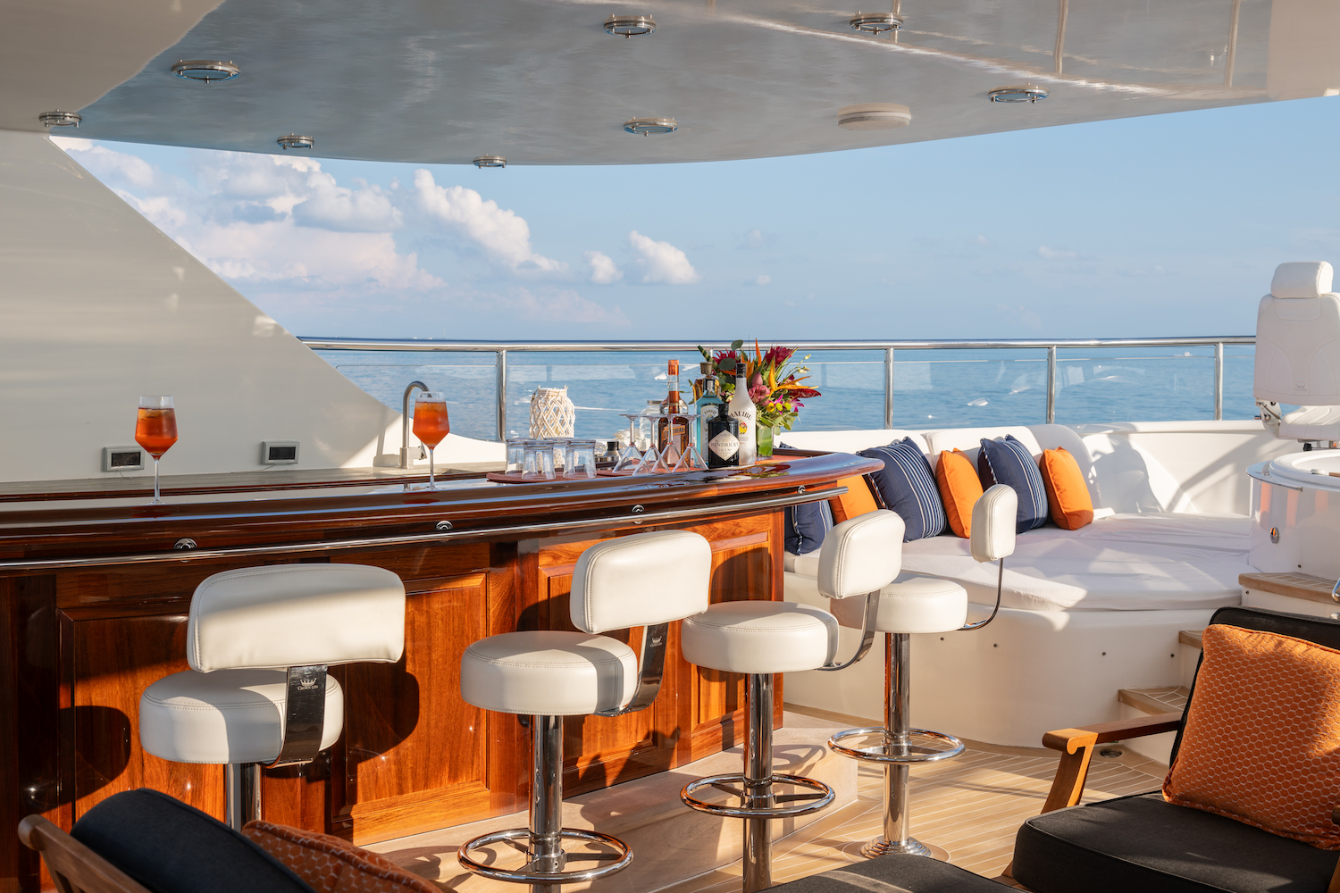 Sun Deck Bar.jpg