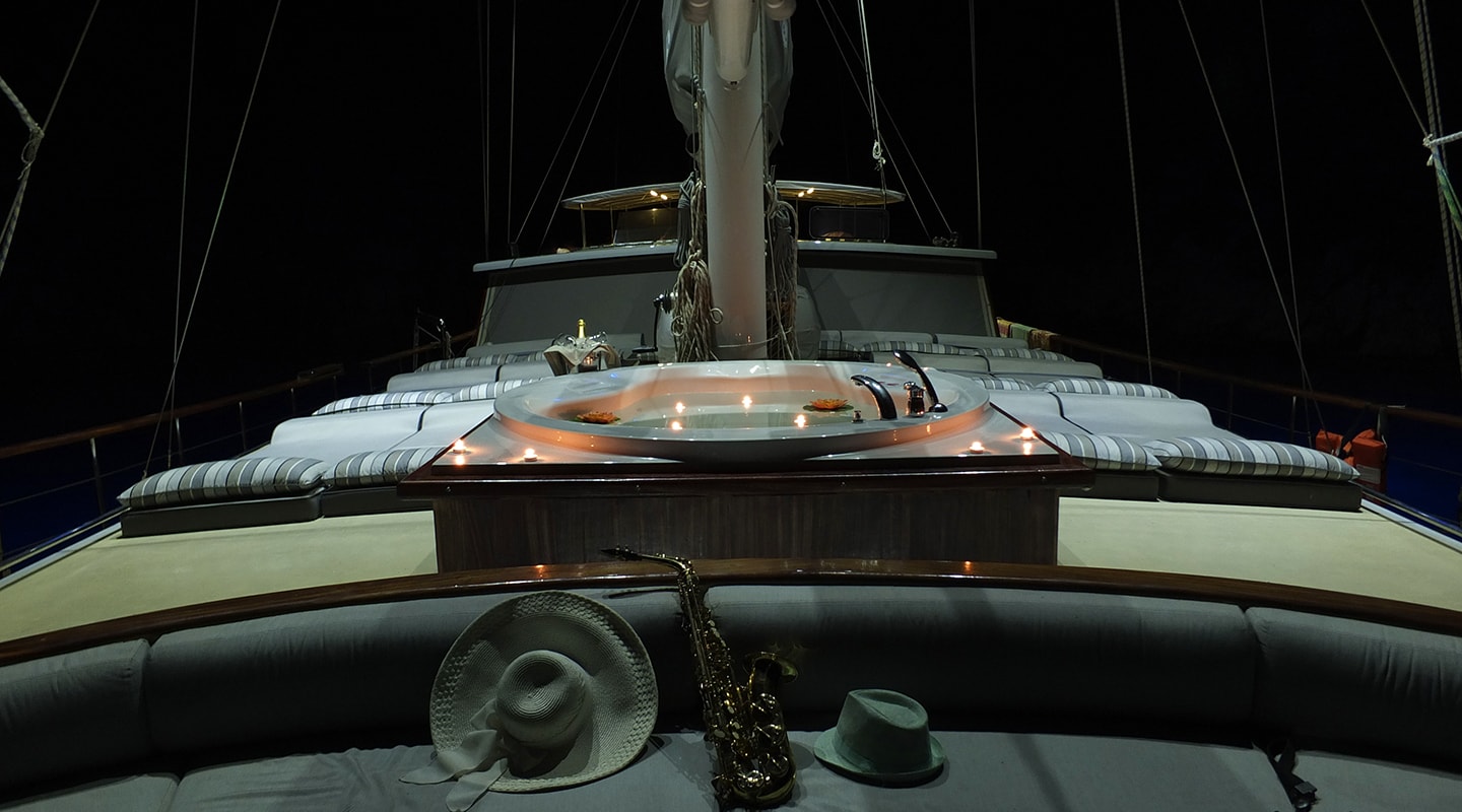 Sun deck by night.jpg