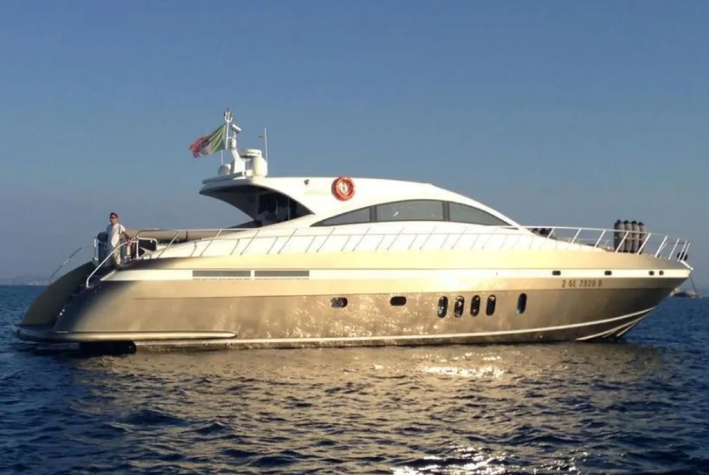 Superyacht YACHTMIND.jpg