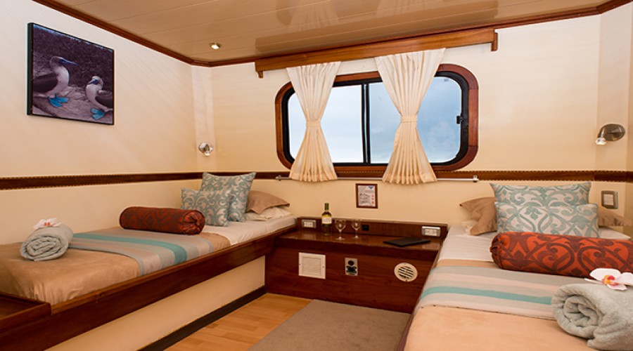 Twin cabin 00001.jpg
