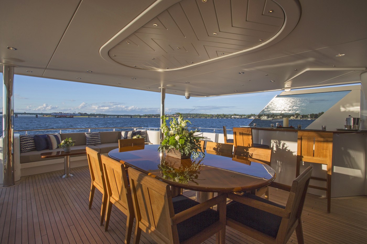 adt deck - dining table.jpg
