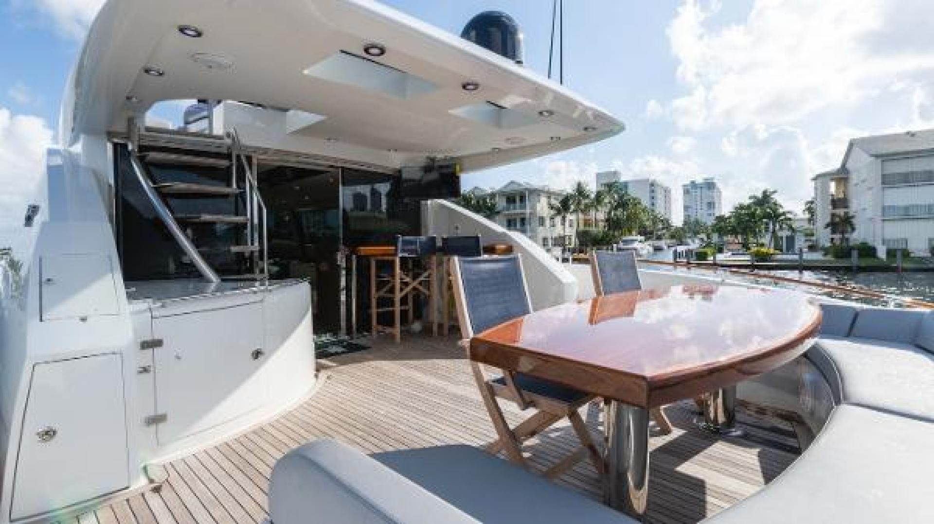 aft deck dining area.jpg