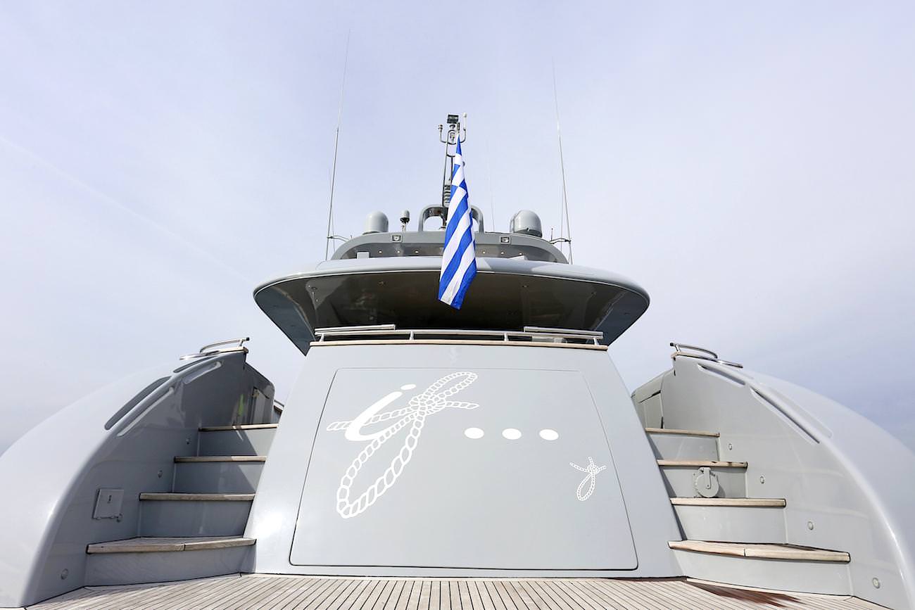 aft swim platform.jpg
