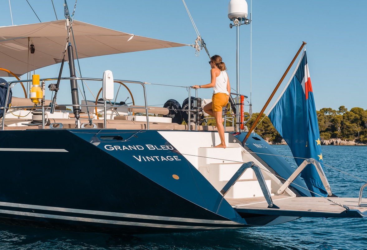charter-yacht-grand-bleu-vintage-stern swim platform.jpg