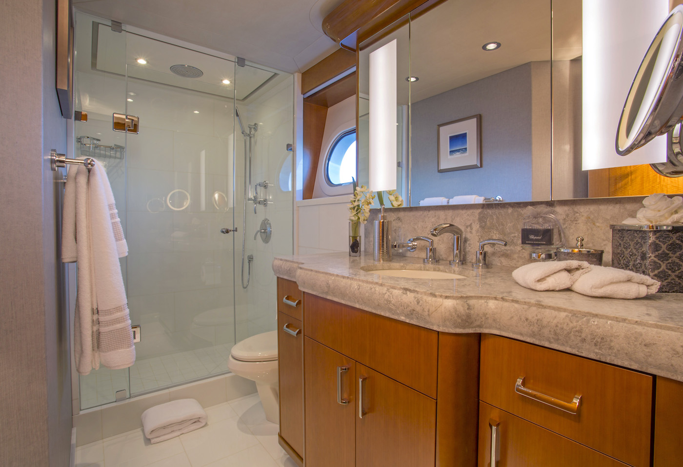 ensuite guest bathroom.jpg
