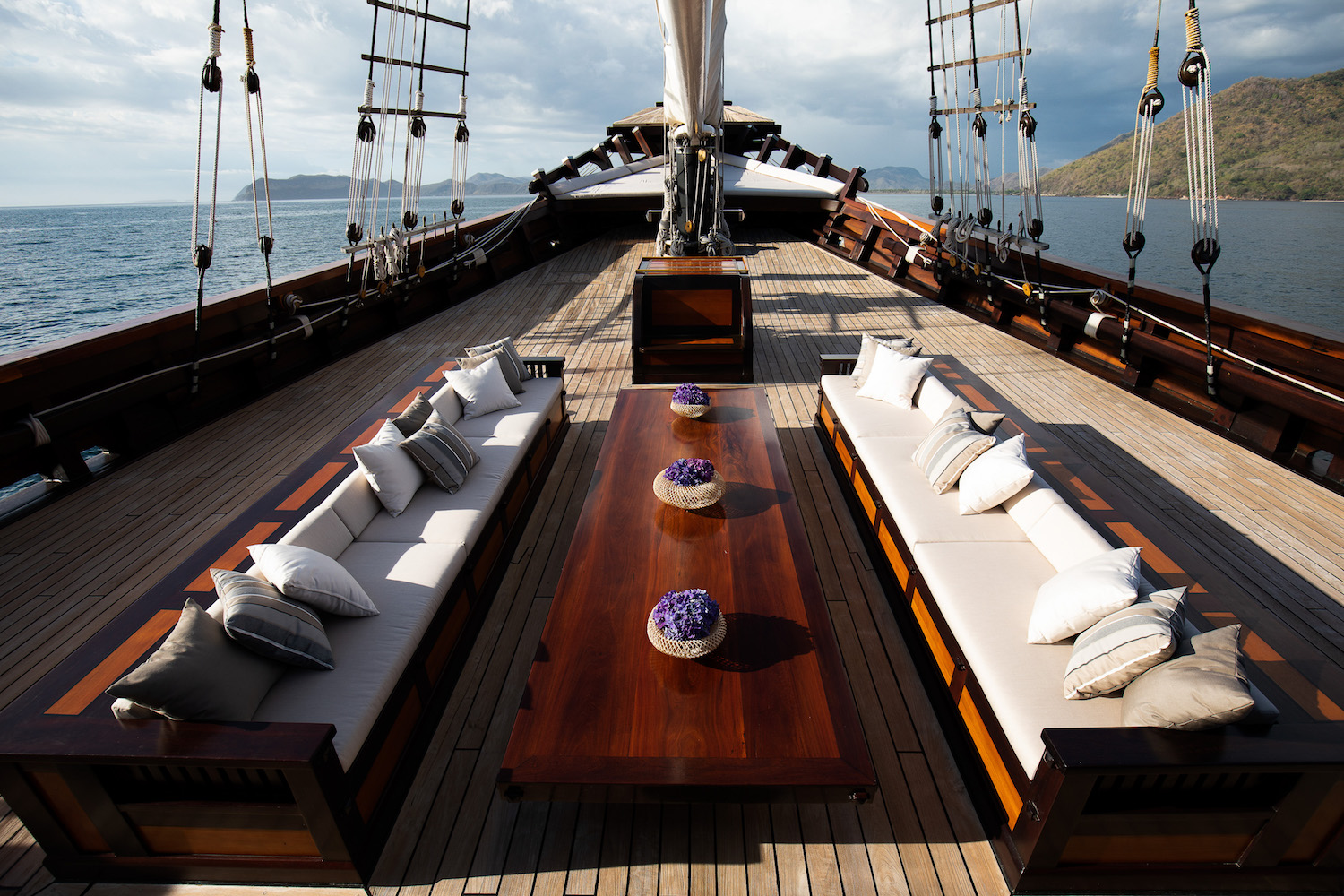 front deck seating area.jpg