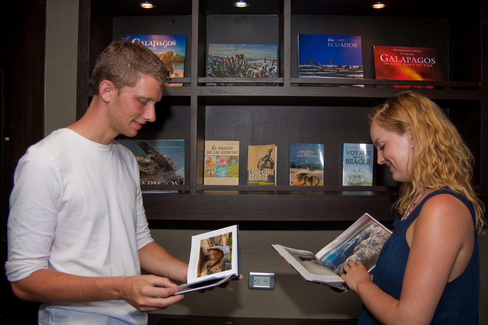 galapagos-grand-odyssey-book-collection.jpg