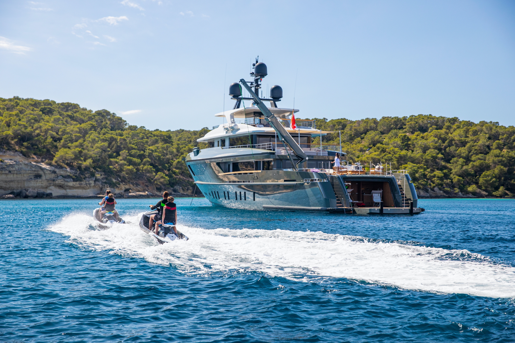 jetski © YachtShot.jpg