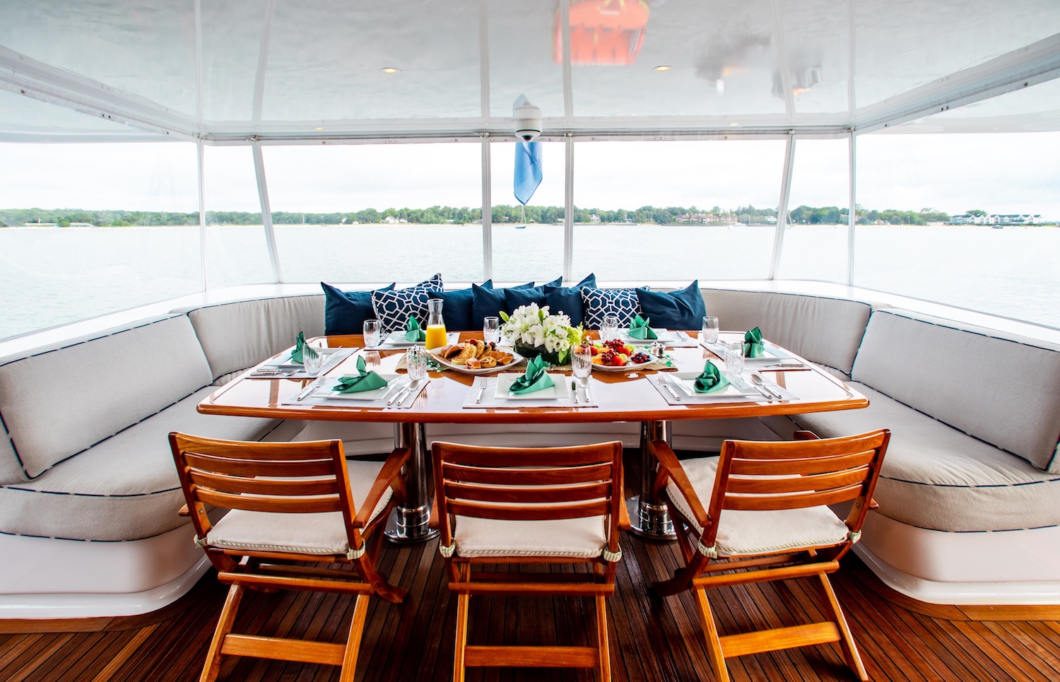 main deck aft dining.jpg