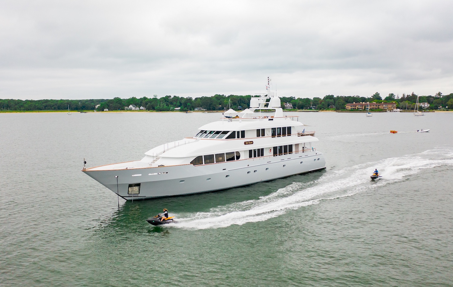 motor yacht JUST SAYIN.jpg